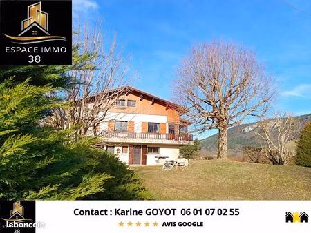 maison 7 pièces 159 m²