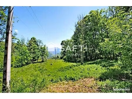 terrain 2020 m² garin