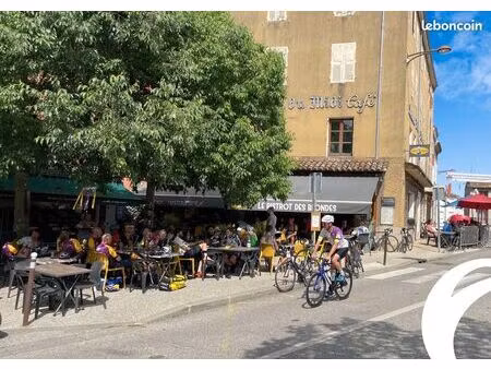 bar - restaurant  fonds