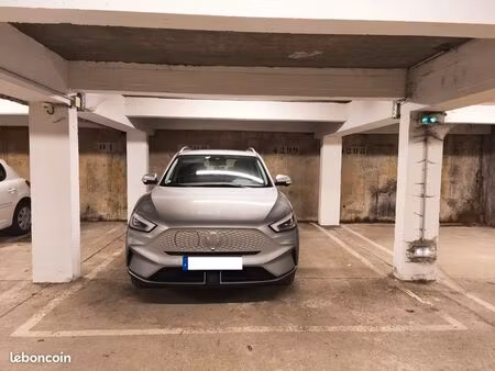 emplacement large de parking sécurisé à vendre – nancy  rue de la colline  av de la libéra