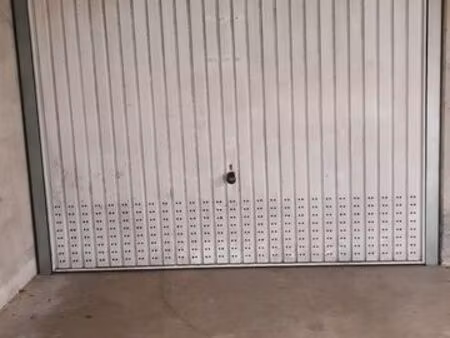 box ou garage bfermé