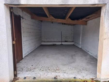 auxerre box garage fermé