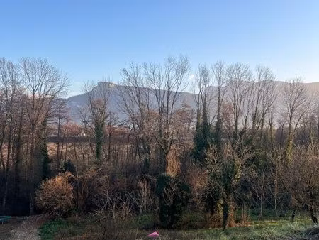 terrain constructible – 1 380 m² – vue dégagée – moirans  quartier résidentiel les balmes