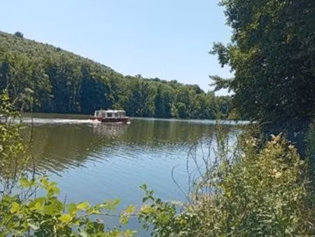 terrain au bord de la moselle