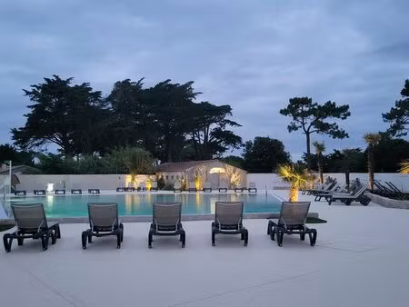 ile de ré  a vendre  mobil home 2024  2 chambres  camping domaine des grenettes