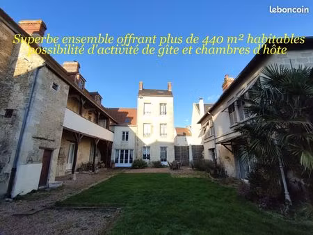 maison 16 pièces 446 m²