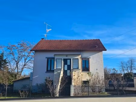 maison individuelle 96 m²  bondeval  terrain clôturé  garages