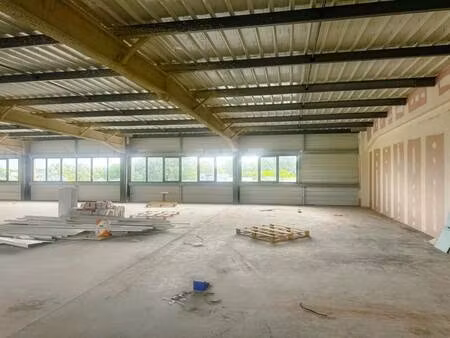 local commercial à louer