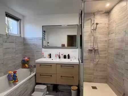 maison 5 pièces 102 m²