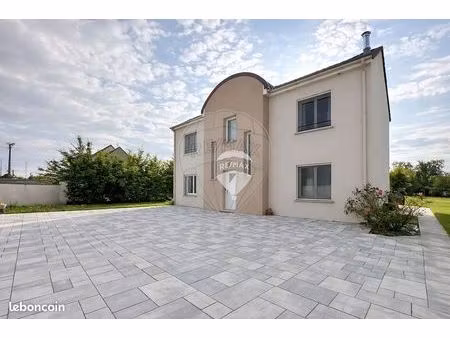 propriété 7 pièces 148 m²