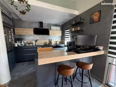 appartement moderne avec terrasse  2 garage et prestations de qualité à 57800 betting