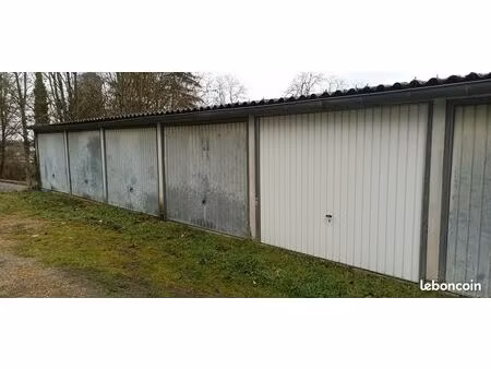 lot de 10 garages chalette sur loing