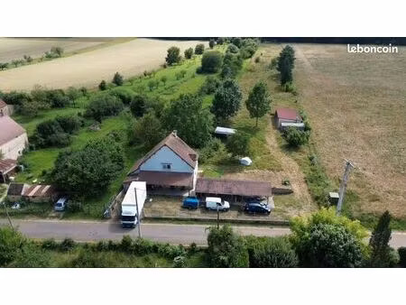 à vendre : maison individuelle avec grand jardin & vue panoramique■brosses – bourgogne-fra