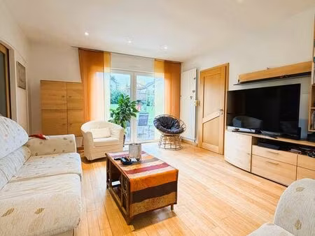 propriété 5 pièces 200 m²