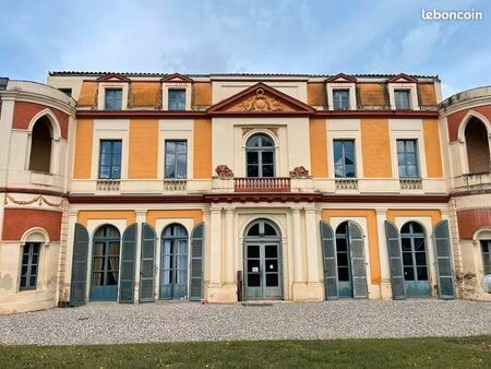 appartement t2 bis dans batisse classée