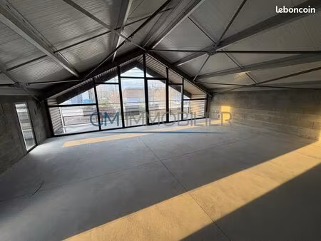 local 350 m² mont-de-marsan