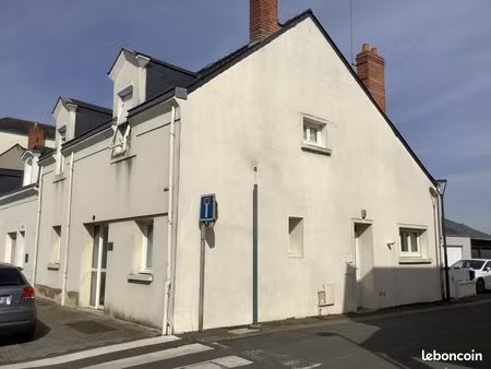 local commercial 124 m² trélazé
