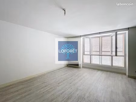 appartement 2 pièces 69 m²