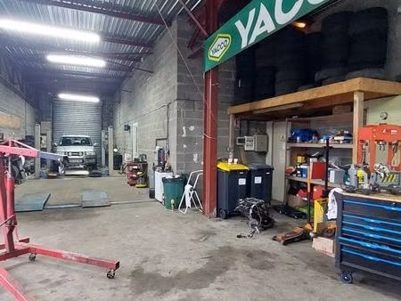 à louer – local commercial / artisanal 200 m² – excellente visibilité