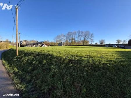 terrain 766 m² st planchers