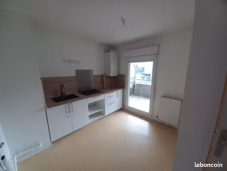 appartement 3 pièces 64 m²