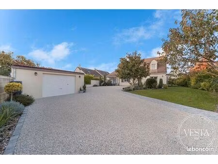 propriété 7 pièces 160 m²