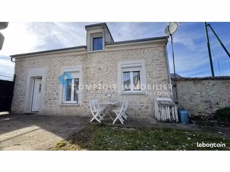 maison 3 pièces 70 m²