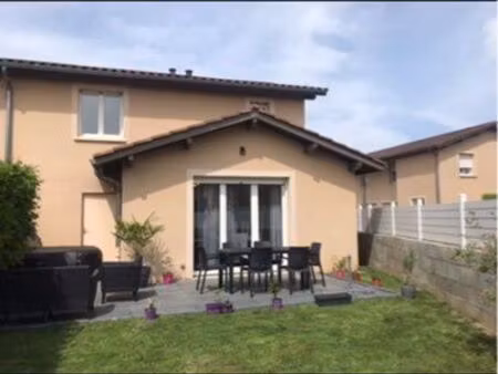 maison 3 chambres jardin + garage - cormoranche sur saône