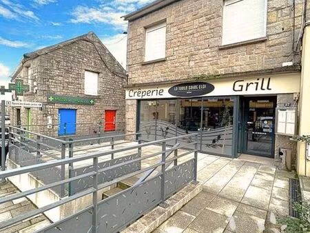 local commercial 143 m² montauban-de-bretagne