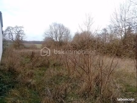 terrain 1 730 m² domeliers