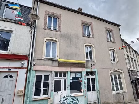 immeuble 8 pièces 234 m²