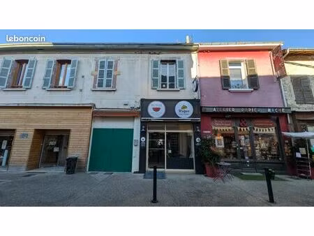 immeuble 5 pièces 170 m²