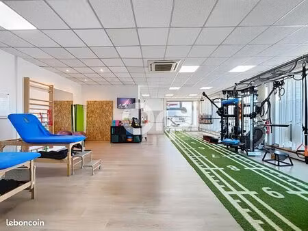 local commercial 138 m²