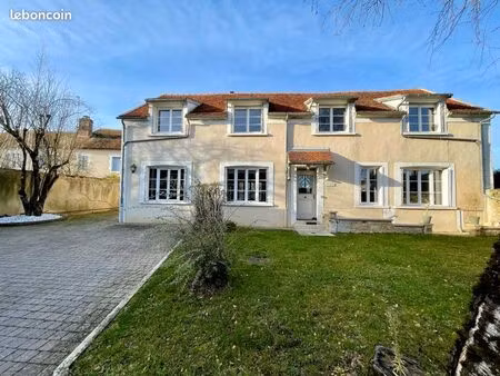 ancien relais de poste refait à neuf