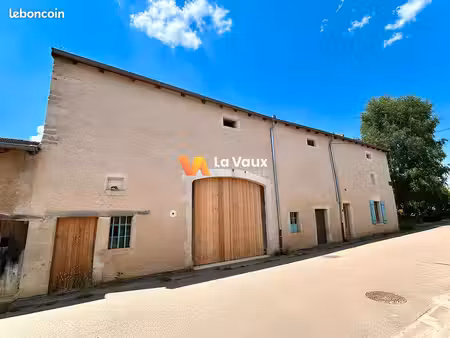 maison 7 pièces 230 m²