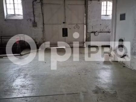 local d'activité 450 m²