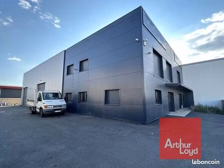 local d'activité 570 m²