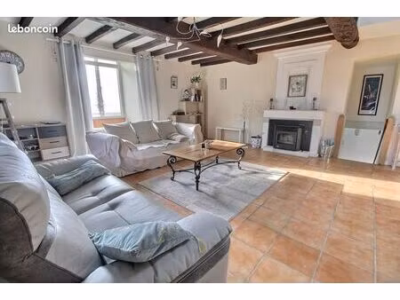 maison 5 pièces 161 m²