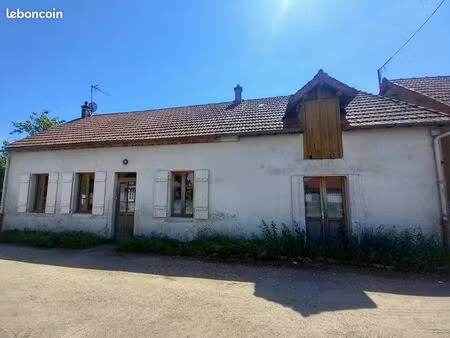 maison 3 pièces 85 m²