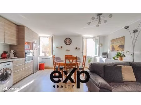 appartement 3 pièces 49 m²