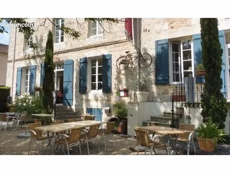 restaurant avec vue sur la vallée du lot – fort potentiel