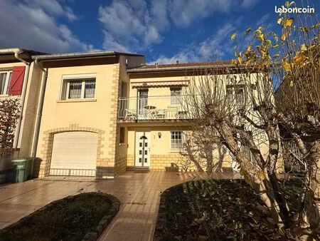 maison 7 pièces 150 m²