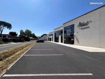 local commercial 168 m²