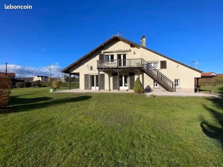 maison 6 pièces 120 m²