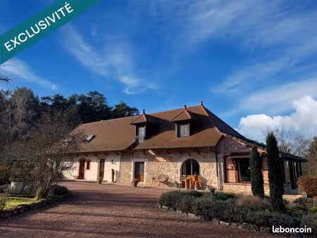 longère 9 pièces 289 m²