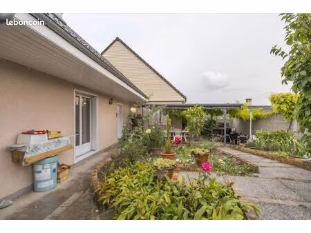 maison 8 pièces 153 m2 dont 5 chambres