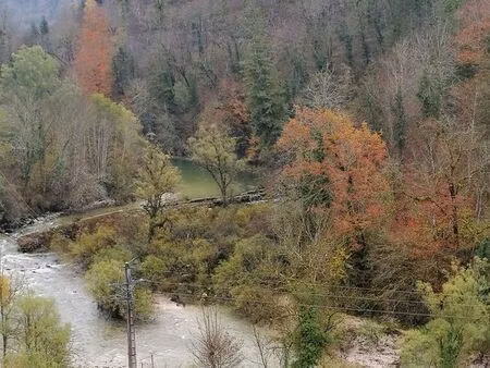 studio meublé chauffage eau electricité wifi compris