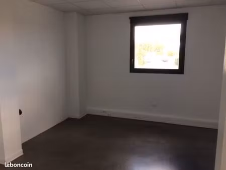 bureaux à louer_tecnosud 1