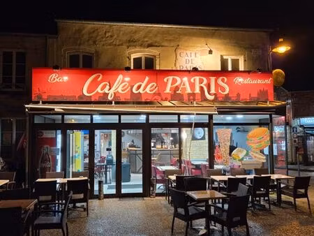 café bar restaurant