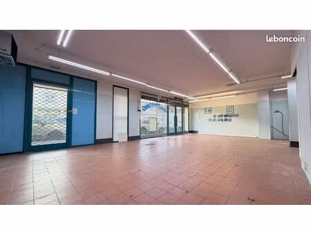 local 150 m² tomblaine